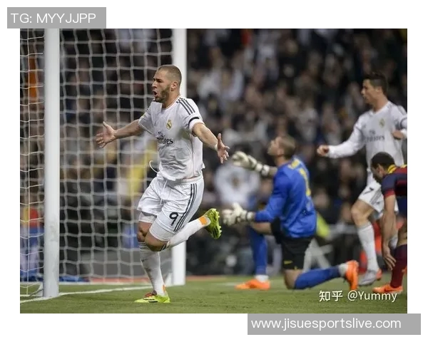 国王杯精彩对决皇马逆转曼联帽子戏法点燃全场激情